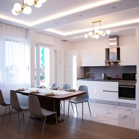 Es Апартаменты Тревизо