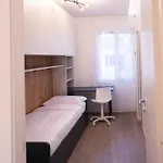 Es *